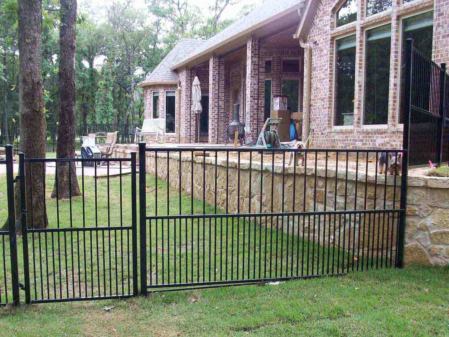 Aluminum Pet Fencing in North DFW Area