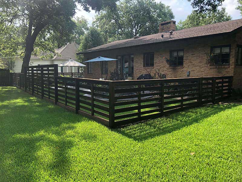 Aubrey Texas residential fencing company